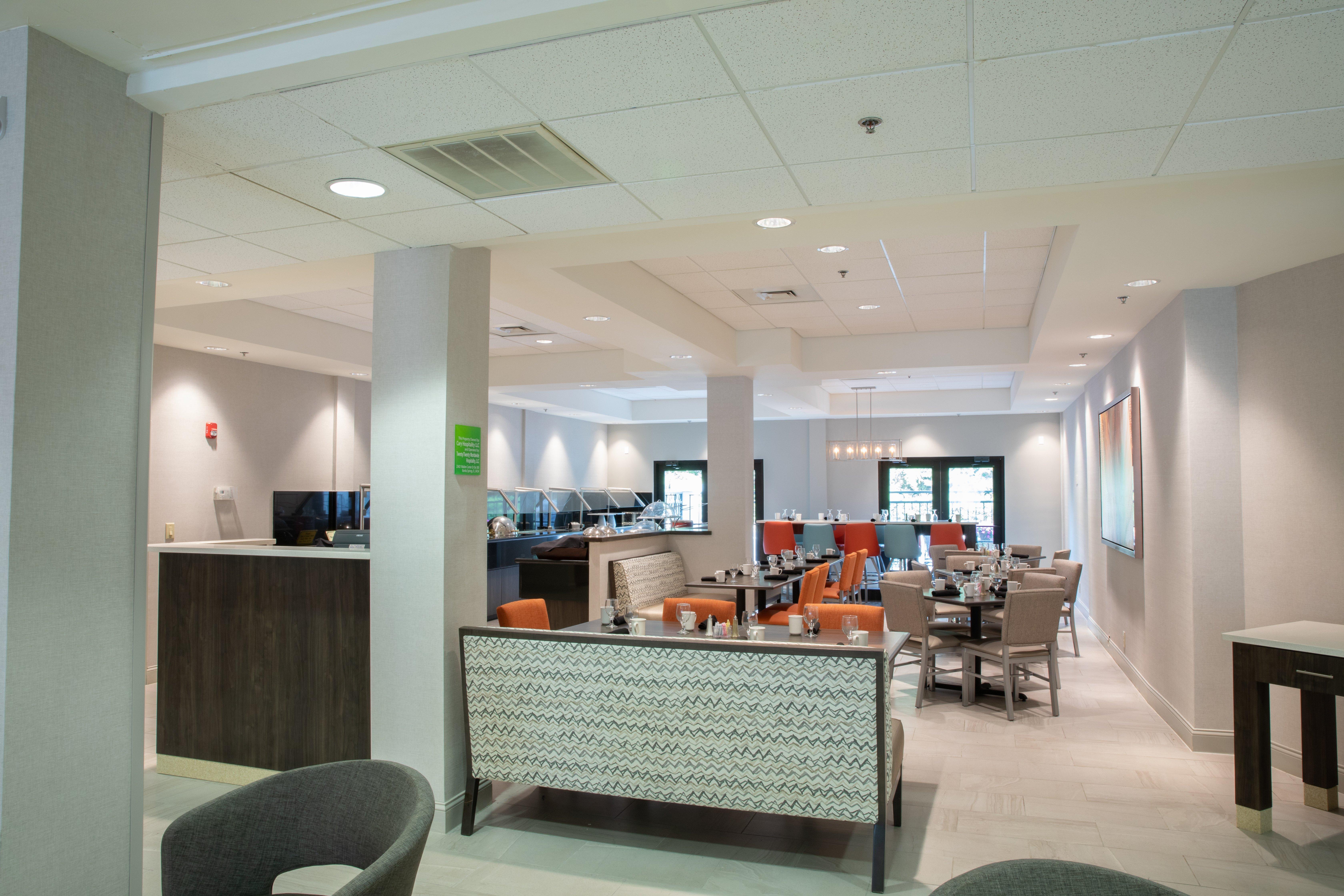 Holiday Inn & Suites Raleigh Cary By Ihg Εξωτερικό φωτογραφία