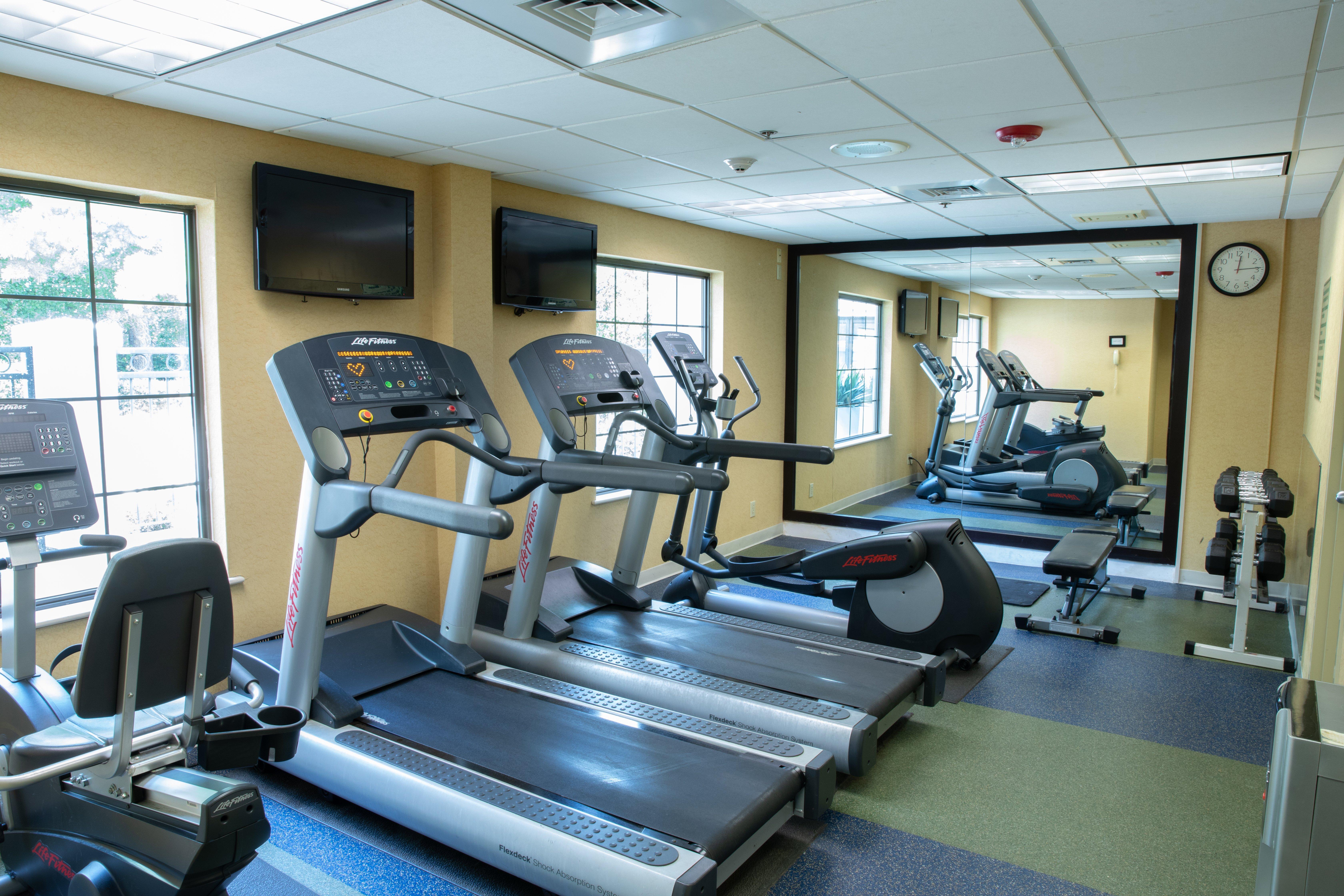 Holiday Inn & Suites Raleigh Cary By Ihg Εξωτερικό φωτογραφία