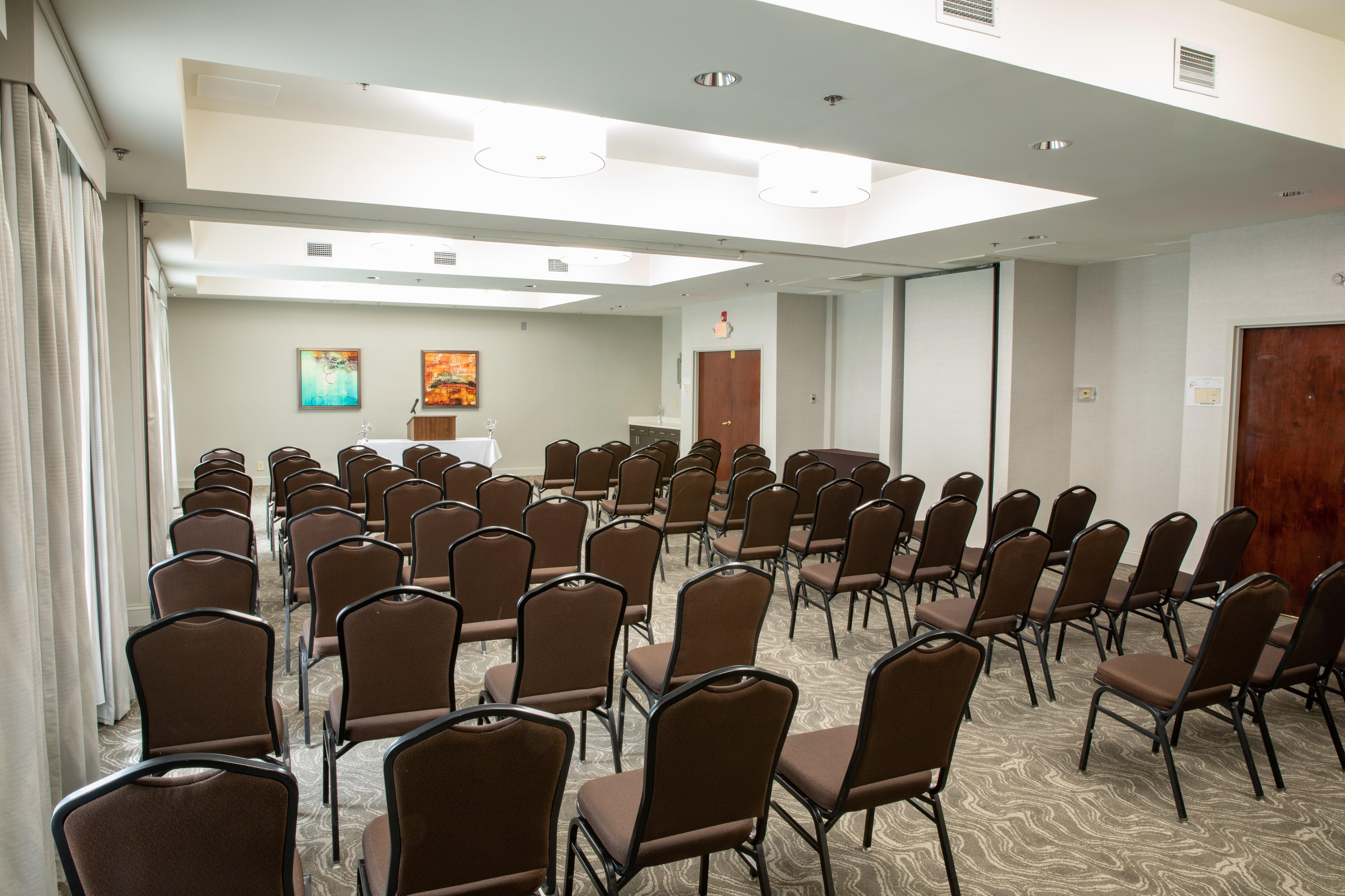 Holiday Inn & Suites Raleigh Cary By Ihg Εξωτερικό φωτογραφία