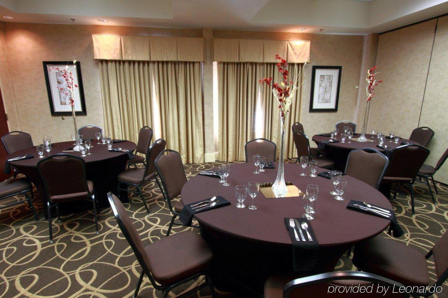Holiday Inn & Suites Raleigh Cary By Ihg Εστιατόριο φωτογραφία
